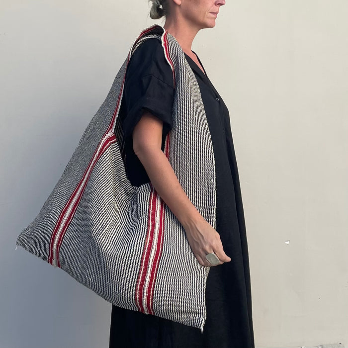 Oversized Tote Red Line