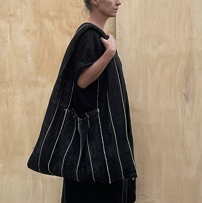 Oversized Cross Body Bag Black